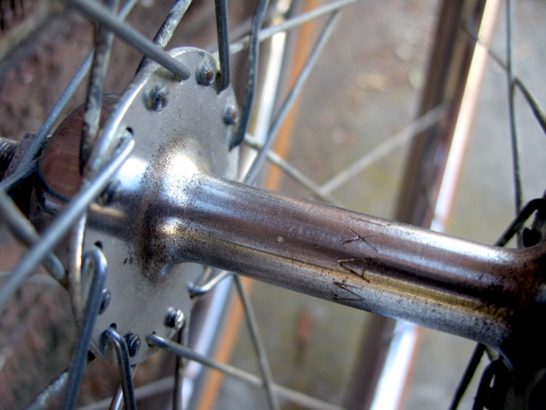 How to Date a Vintage Bicycle by Its Components