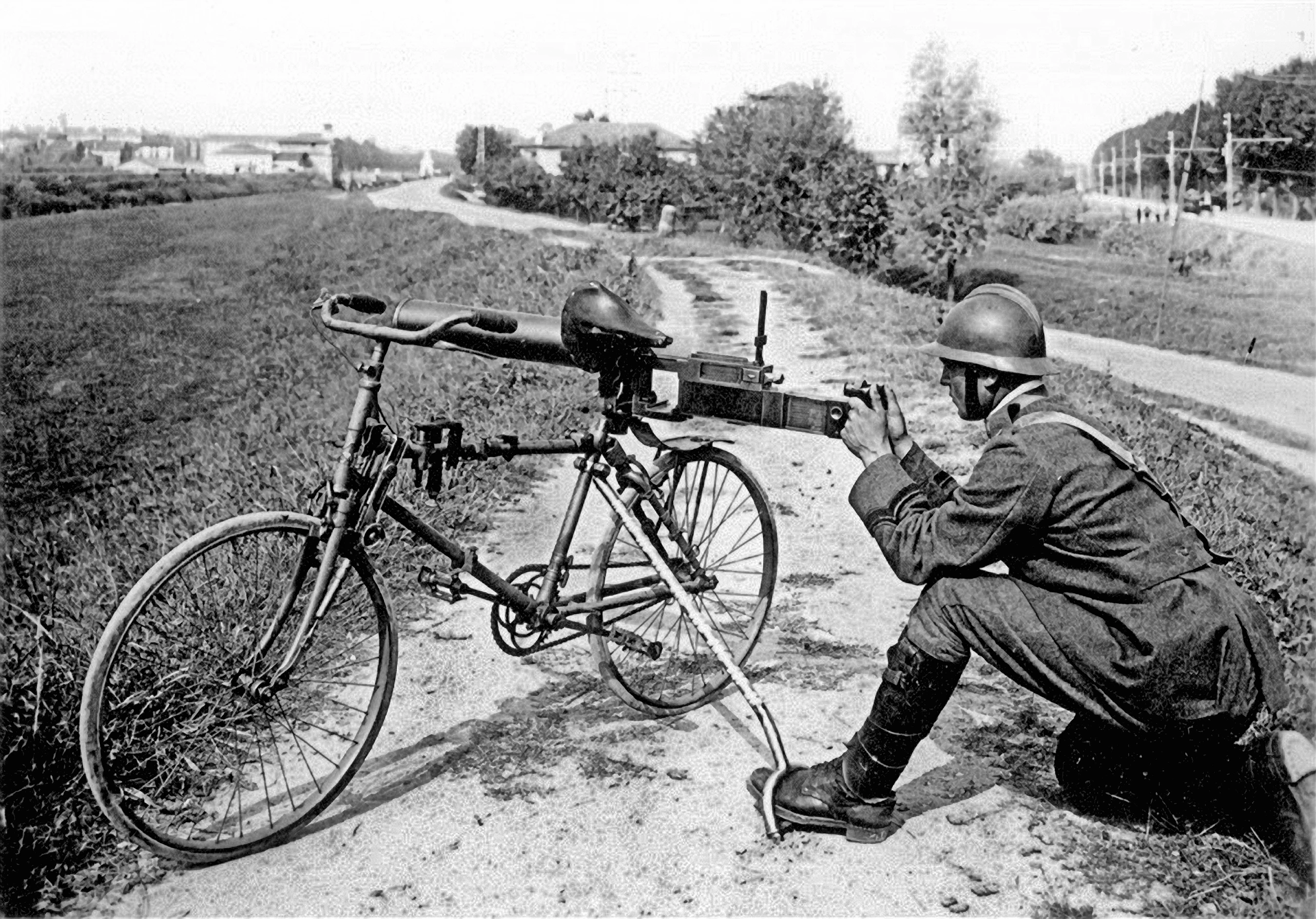 Bianchi Bersagliere Bicycle Machine Gun