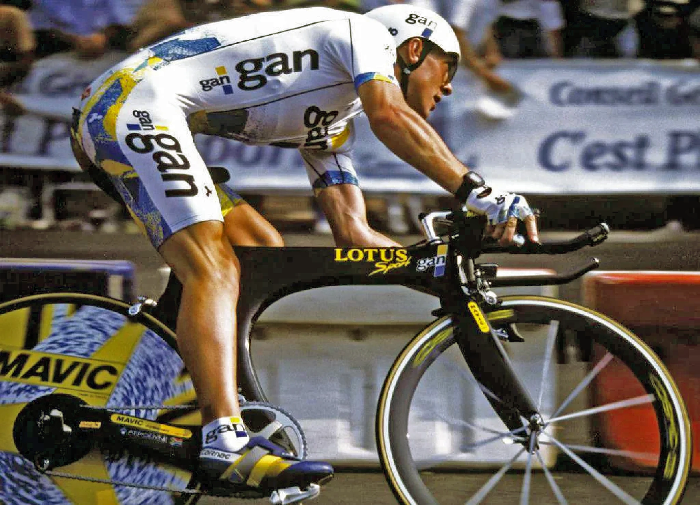 Chris Boardman at 1994 Tour de France on Lotus 110 with Mavic Zap