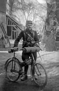 Cycles Peugeot — Capitaine Gérard Military Bicycle Postcard