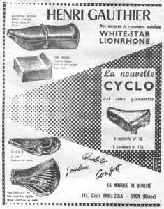 Henri Gauthier advertisement from L'Officiel du cycle, 2 February 1957, page 14: five saddles are drawn inside a frame of dots: a long dual motorcycle saddle with a strap across it, a foam cushion of the Type Confort, the new Cyclo saddle on coil springs in a ruled panel, the Selle G 17 and the sprung Type Souplex.