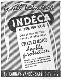 Indéca advertisement from L'Officiel du cycle, 31 August-7 September 1959, page 26: a pale tilted label printed with the cable's qualities sits on a field of diagonal hatching crossed by a pale looping curve, like a cable, with the Indéca name reversed out of a black rounded plaque at its head.