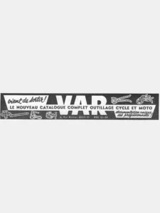 VAR advertisement from L'Officiel du cycle, 3-17 August 1959, page 24: a long black band runs across the head of the page, with the VAR name in huge light capitals across its center and the announcement of the new catalog in a light strip through the middle.