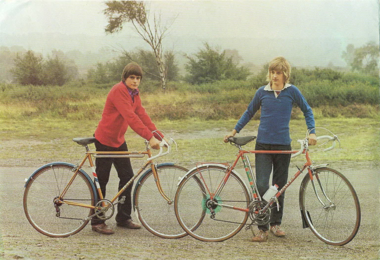 Dawes Catalog of about 1972 — Get Your Pleasure out of Dawes: Chevron, Galaxy, Celeste, Star Celeste, Double Five, Flambeau, the Kingpins, Newpin, Zipper and Kingpin 18 — page 2 of 8