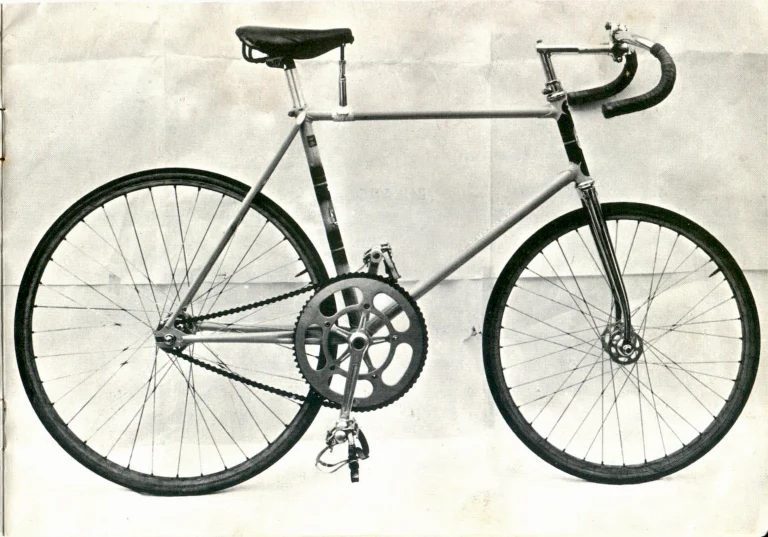 Pogliaghi Italcorse Catalog — Track, Road and Tandem Bicycles, Frames Made to Measure and Home Trainers, Milano — page 9 of 24